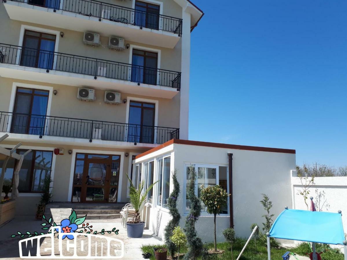 Armsea Mamaia Nord Guest house 4*